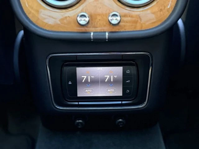 2017 Bentley Bentayga - Image 21 of 21
