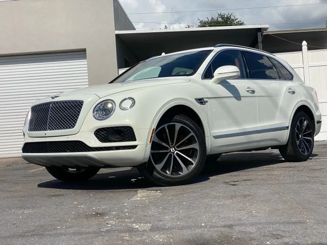 2017 Bentley Bentayga - Image 6 of 12