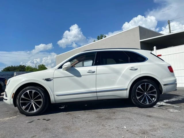 2017 Bentley Bentayga - Image 5 of 31