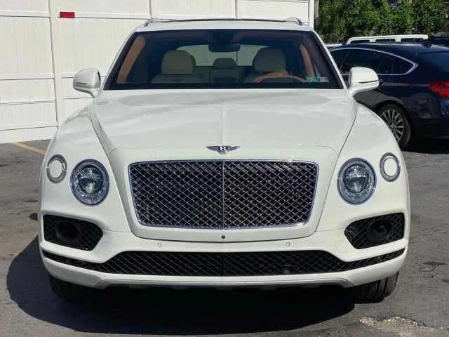 2017 Bentley Bentayga - Image 7 of 21