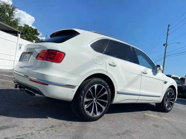 2017 Bentley Bentayga - Image 3 of 12