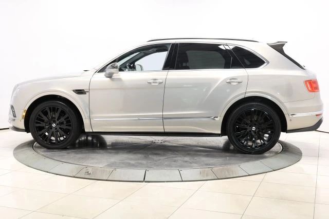 2017 Bentley Bentayga - Image 9 of 21