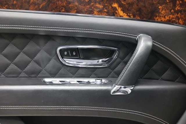2017 Bentley Bentayga - Image 12 of 21