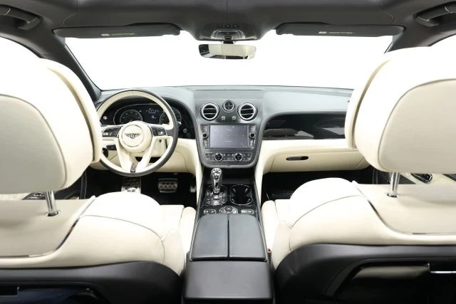 2017 Bentley Bentayga - Image 26 of 31