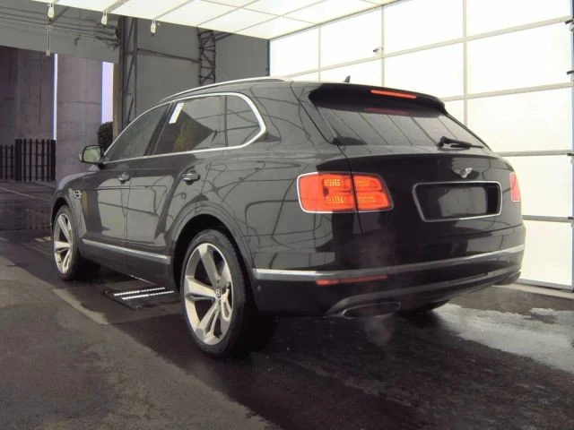 2017 Bentley Bentayga - Image 8 of 17