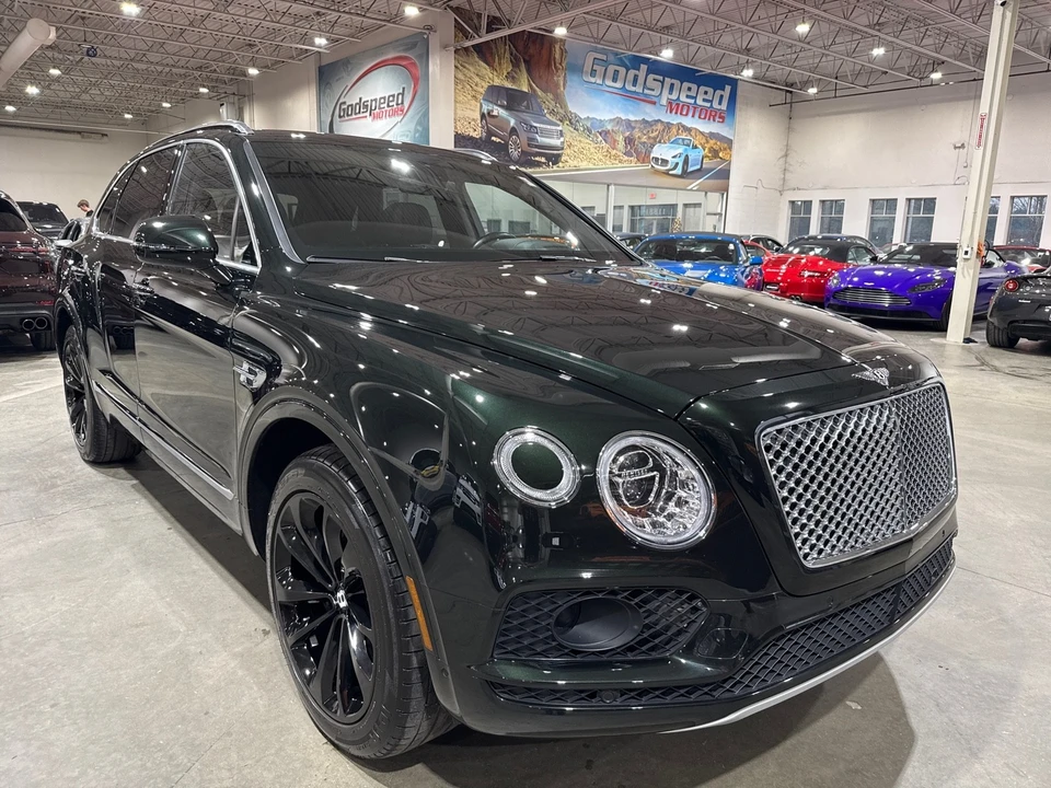 2017 Bentley Bentayga - Image 21 of 31