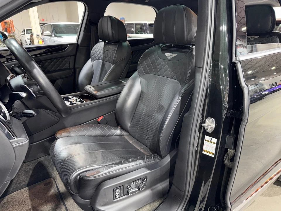 2017 Bentley Bentayga - Image 10 of 21