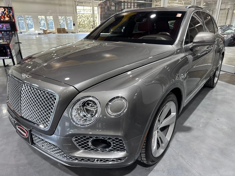 2017 Bentley Bentayga - Image 20 of 31