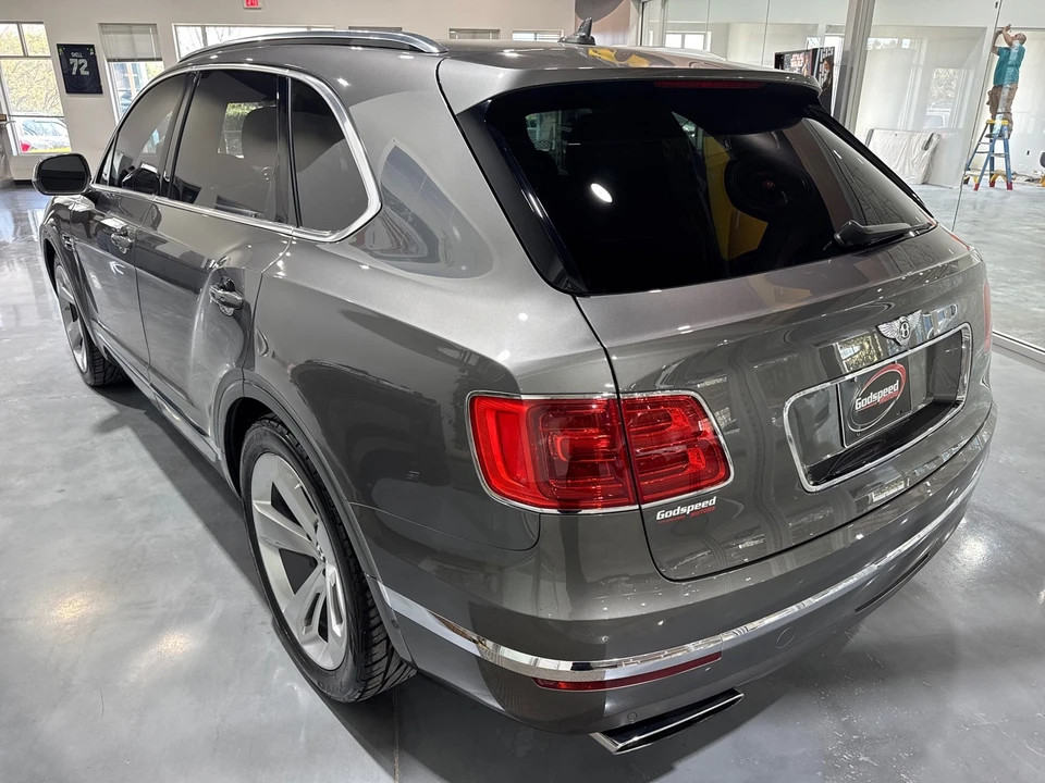 2017 Bentley Bentayga - Image 6 of 31