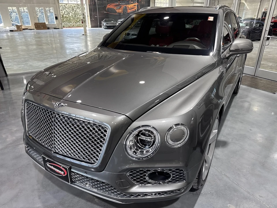 2017 Bentley Bentayga - Image 30 of 31