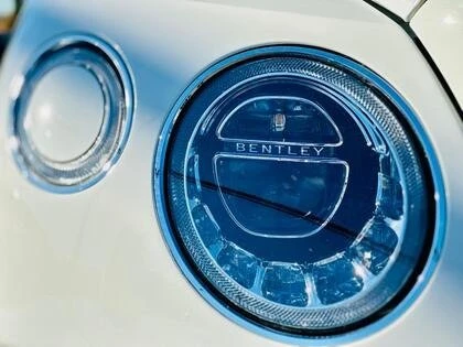 2017 Bentley Bentayga - Image 12 of 20
