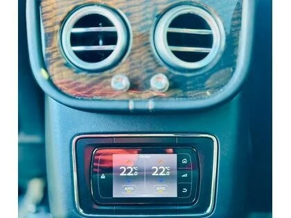 2017 Bentley Bentayga - Image 9 of 20