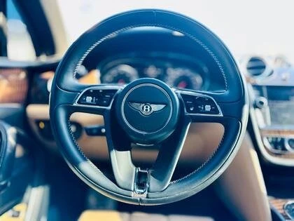 2017 Bentley Bentayga - Image 6 of 20