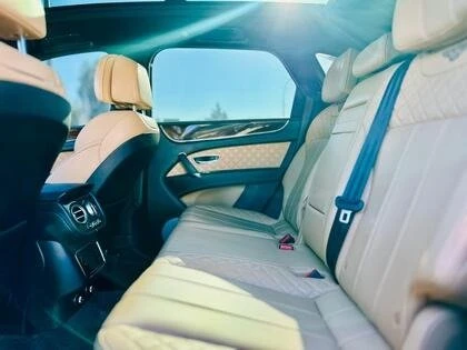 2017 Bentley Bentayga - Image 15 of 20