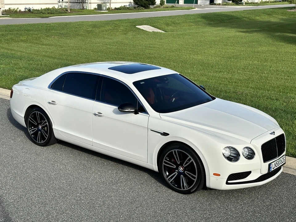 2017 Bentley Continental Flying Spur - Image 2 of 28