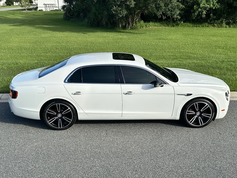 2017 Bentley Continental Flying Spur - Image 8 of 28