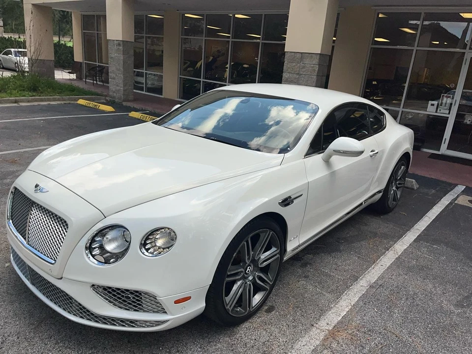2017 Bentley Continental GT 2nd Gen - Image 11 of 31