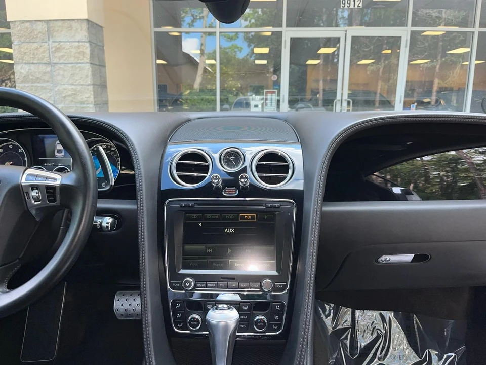 2017 Bentley Continental GT 2nd Gen - Image 28 of 31