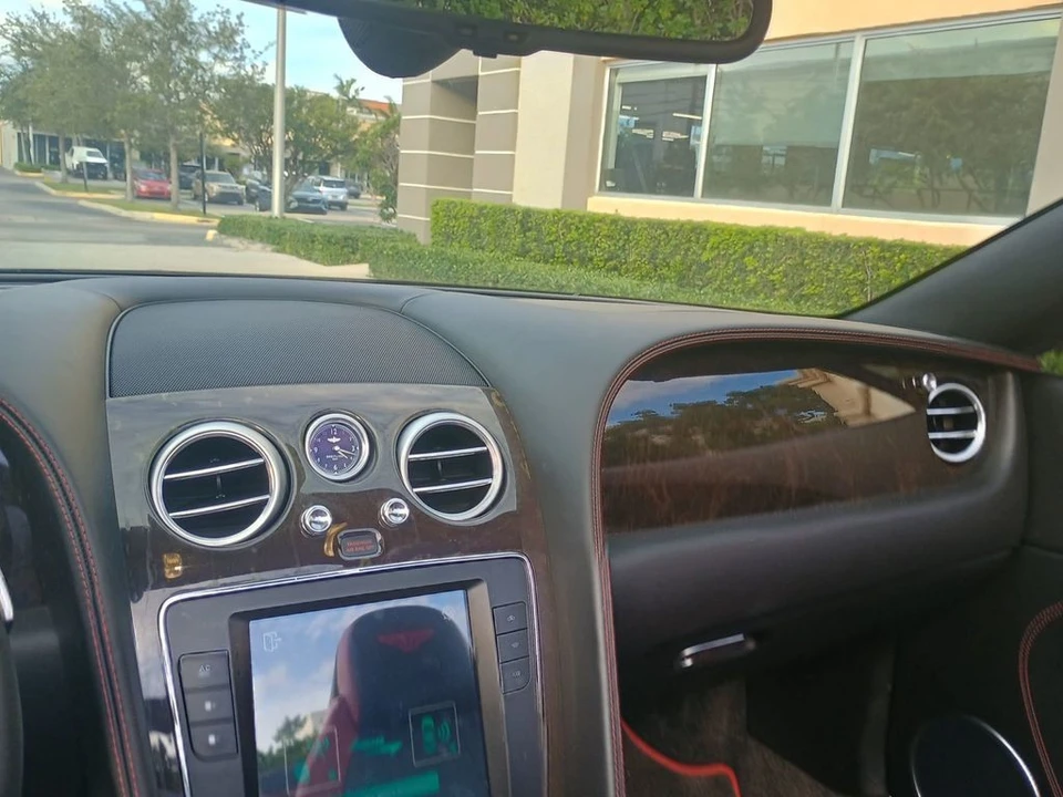 2017 Bentley Continental GT V8 2nd Gen - Image 9 of 12