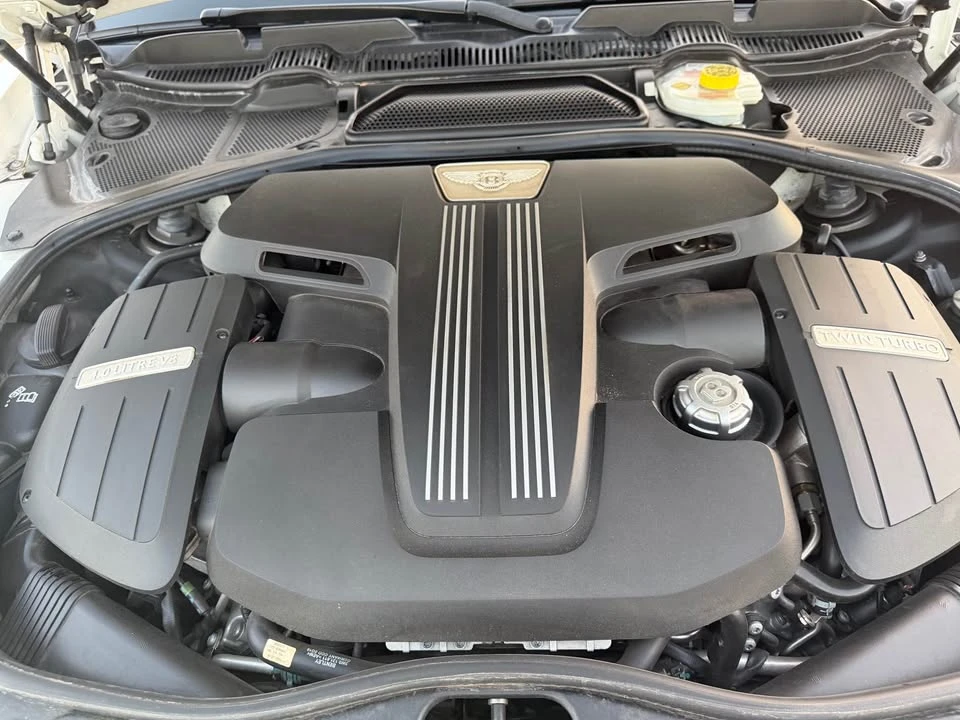 2017 Bentley Continental GT V8 2nd Gen - Image 9 of 10