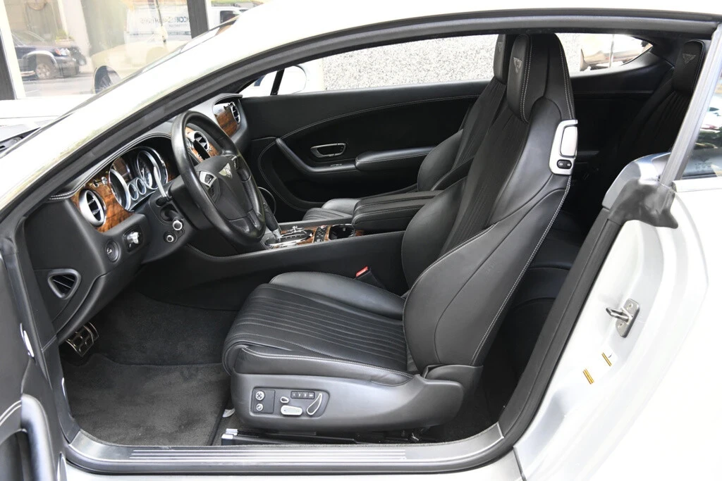 2017 Bentley Continental GT V8 2nd Gen - Image 8 of 12