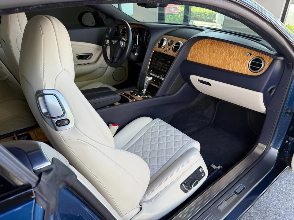 2017 Bentley Continental GT 2nd Gen - Image 26 of 31