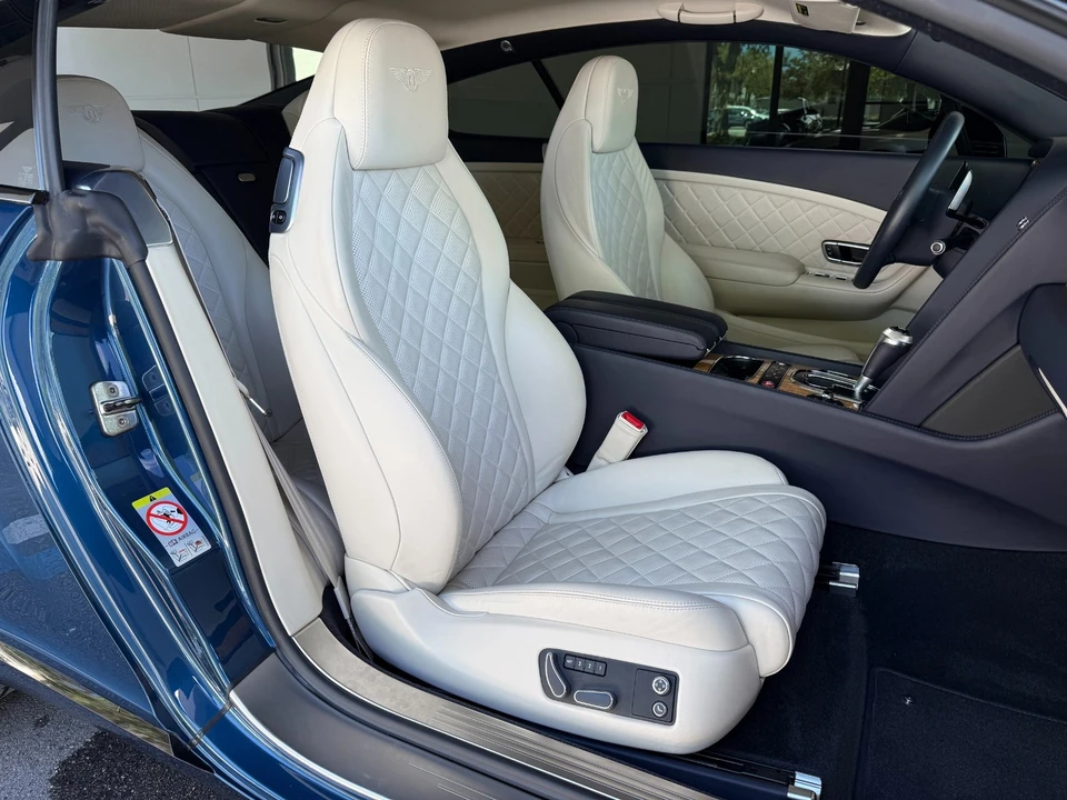 2017 Bentley Continental GT 2nd Gen - Image 27 of 31