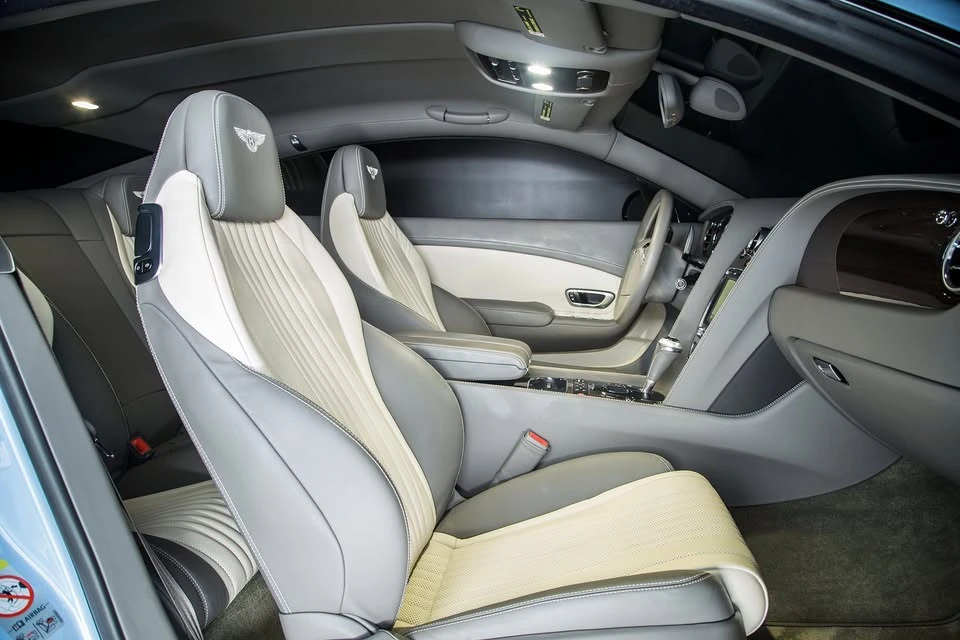 2017 Bentley Continental GT V8 2nd Gen - Image 16 of 17