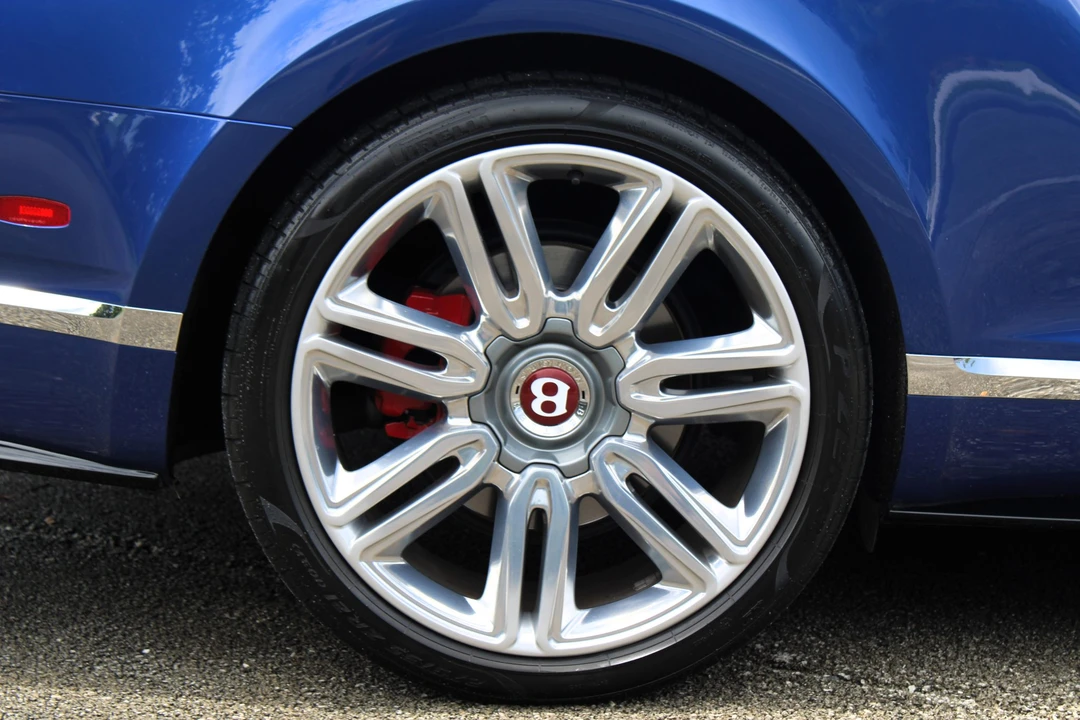 2017 Bentley Continental GT V8 2nd Gen - Image 15 of 31