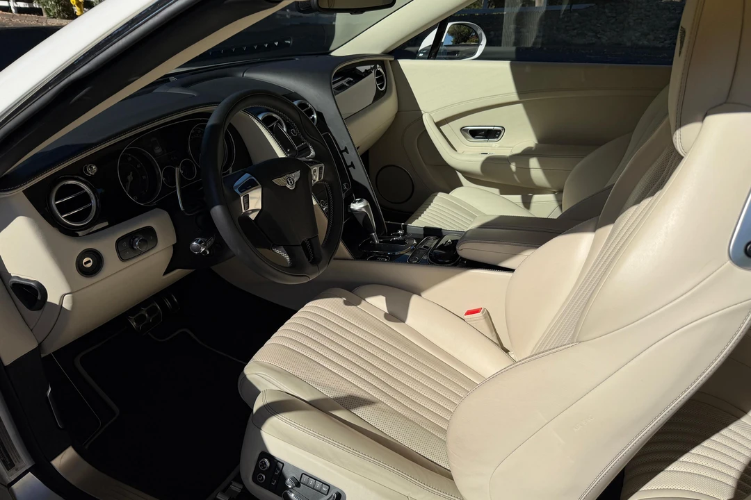 2017 Bentley Continental GTC - Image 20 of 31