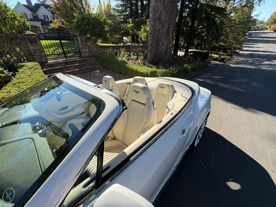 2017 Bentley Continental GTC - Image 24 of 31