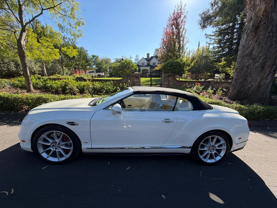 2017 Bentley Continental GTC - Image 10 of 31