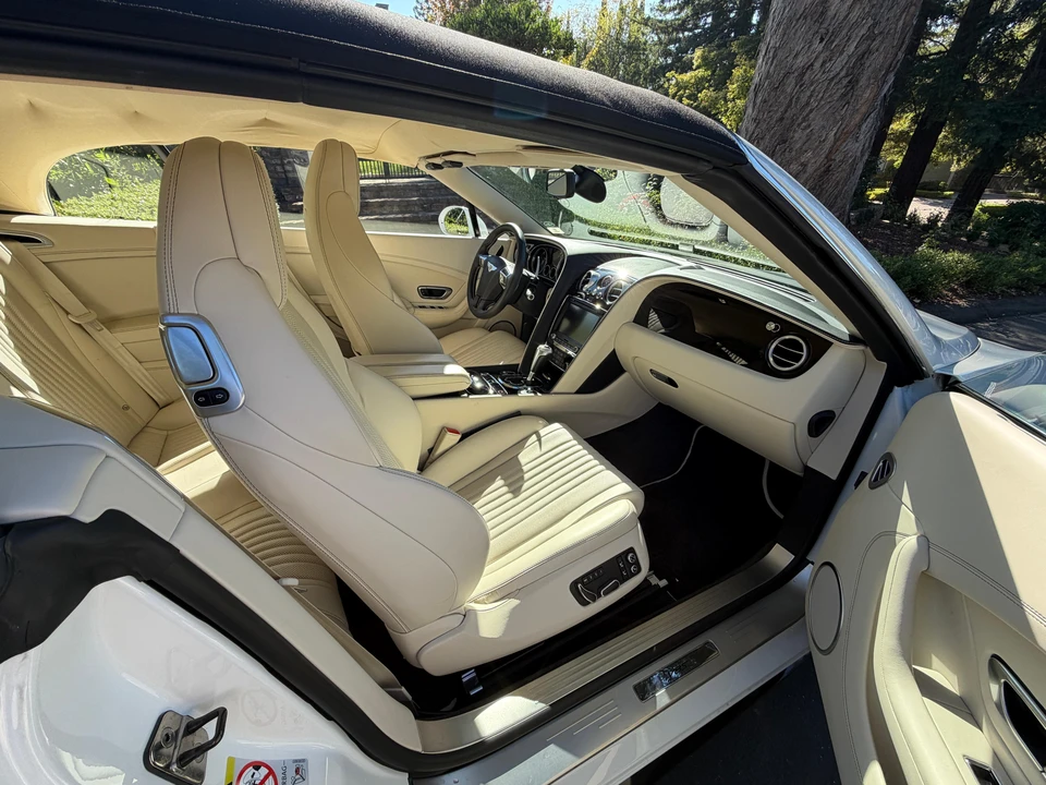 2017 Bentley Continental GTC - Image 28 of 31