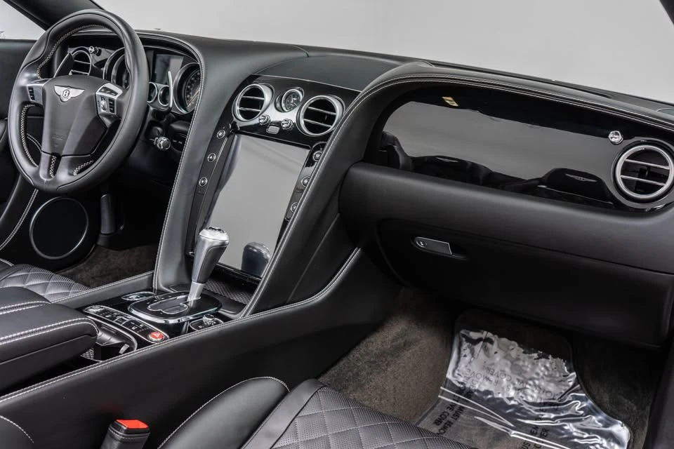 2017 Bentley Continental GT V8 2nd Gen - Image 10 of 15