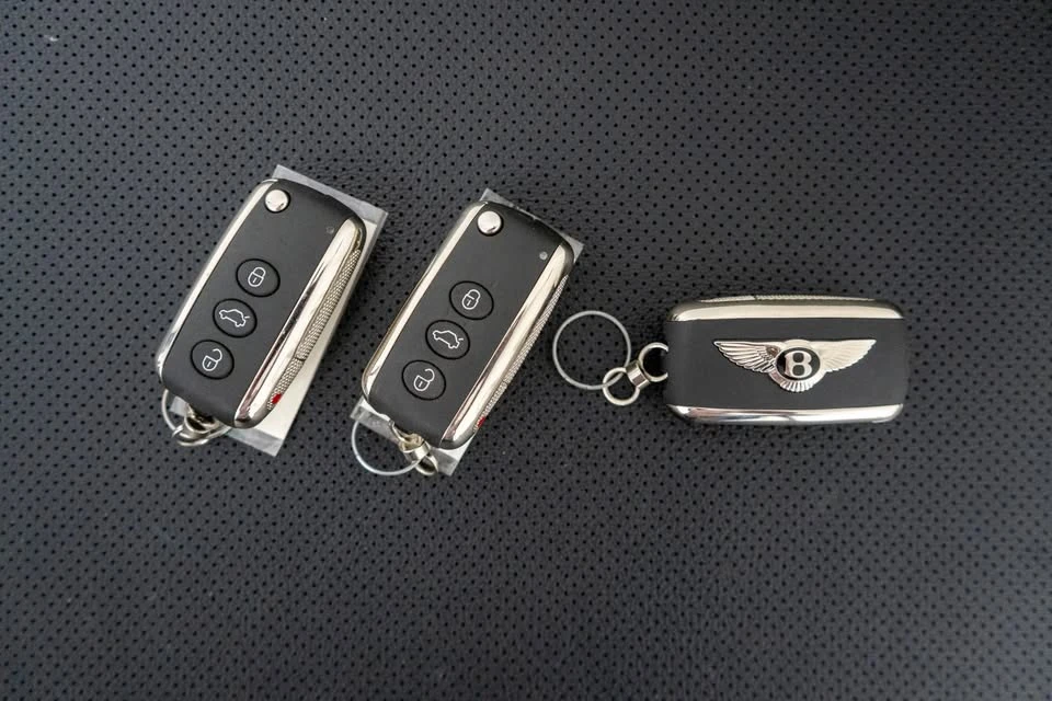 2017 Bentley Continental GT V8 2nd Gen - Image 15 of 15