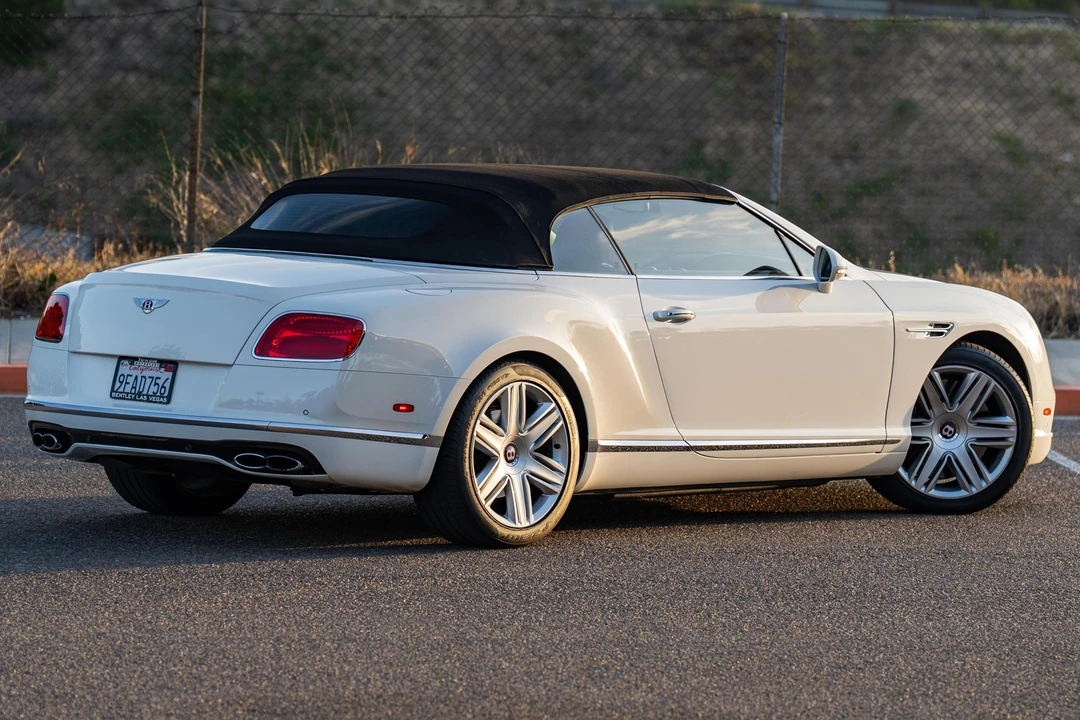 2017 Bentley Continental GT V8 2nd Gen - Image 4 of 31