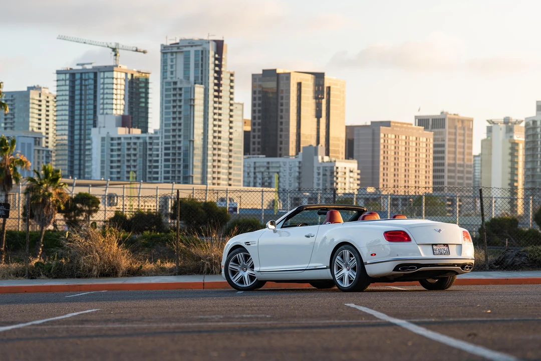 2017 Bentley Continental GT V8 2nd Gen - Image 27 of 31