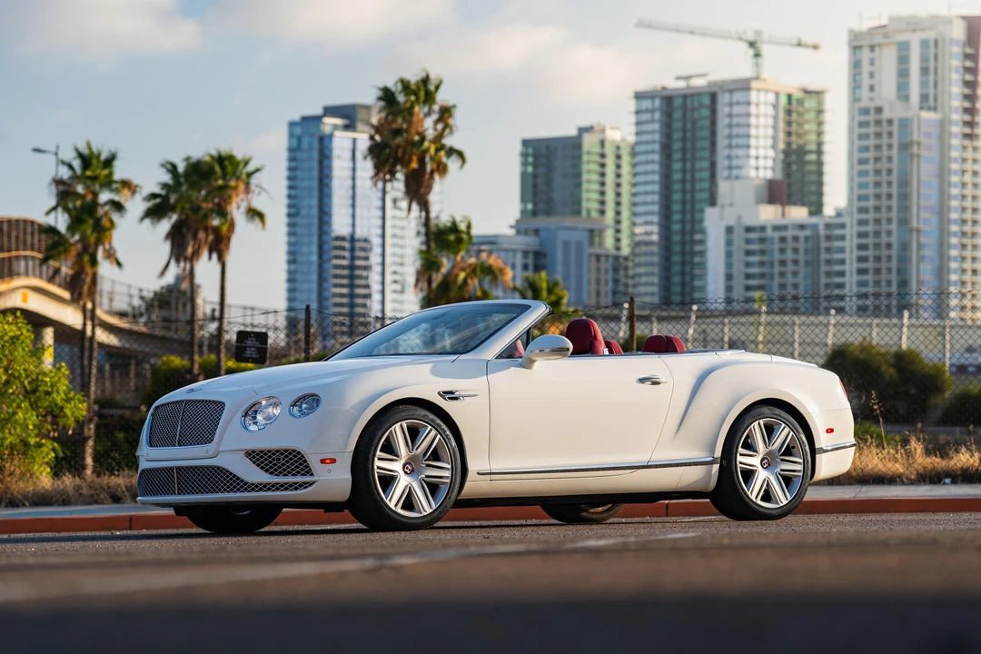 2017 Bentley Continental GT V8 2nd Gen - Image 17 of 31