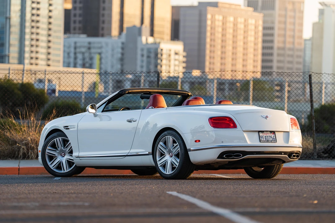 2017 Bentley Continental GT V8 2nd Gen - Image 28 of 31