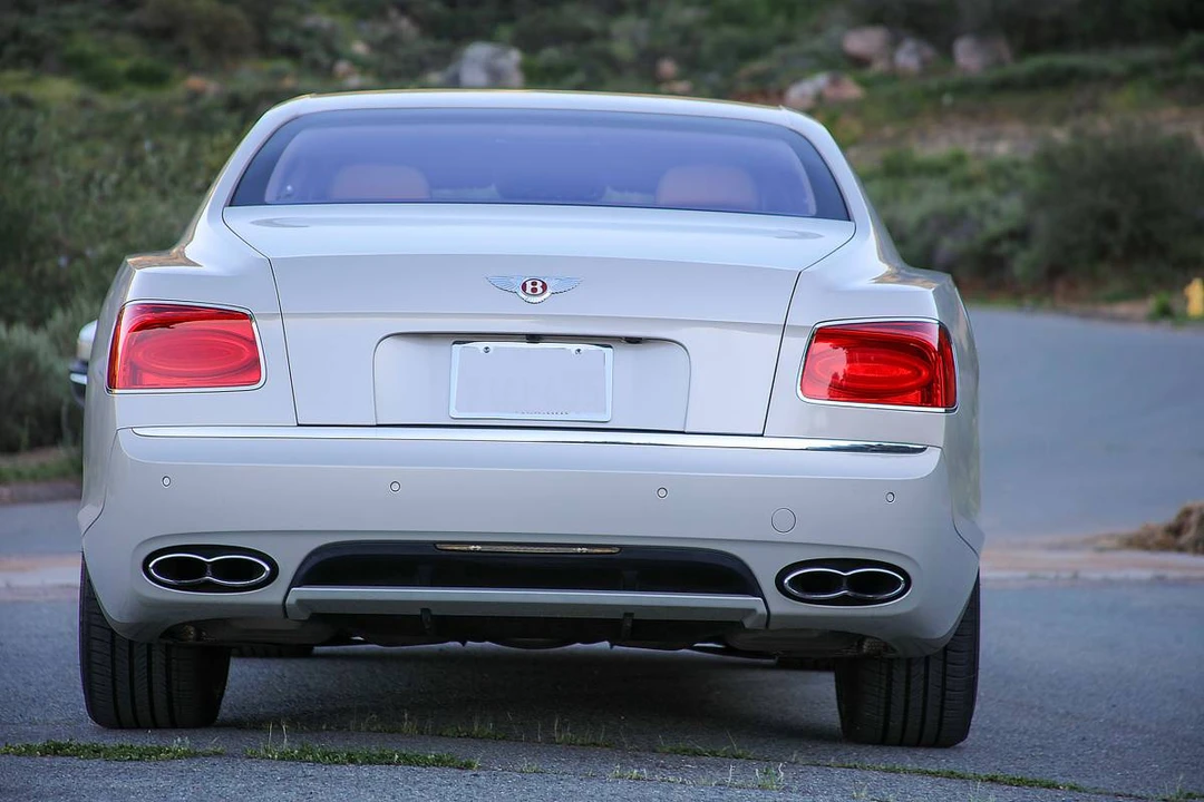 2017 Bentley Continental Flying Spur - Image 5 of 16