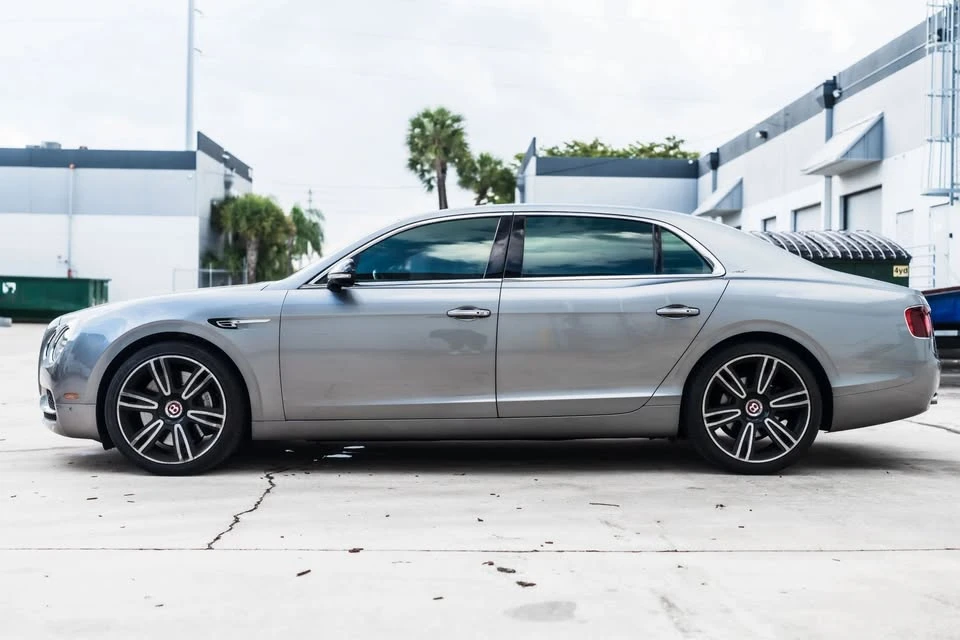 2017 Bentley Continental Flying Spur - Image 12 of 20