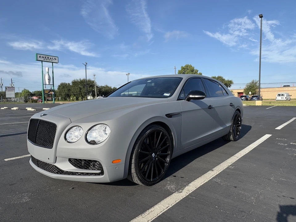 2017 Bentley Continental Flying Spur - Image 2 of 27