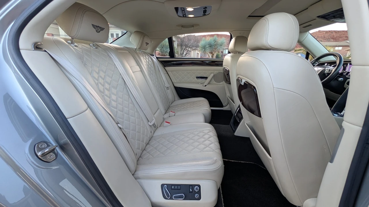 2017 Bentley Continental - Image 20 of 31