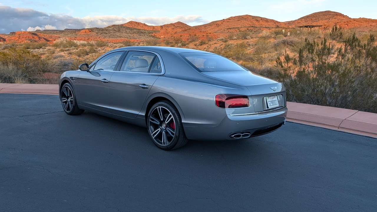 2017 Bentley Continental Flying Spur - Image 2 of 21
