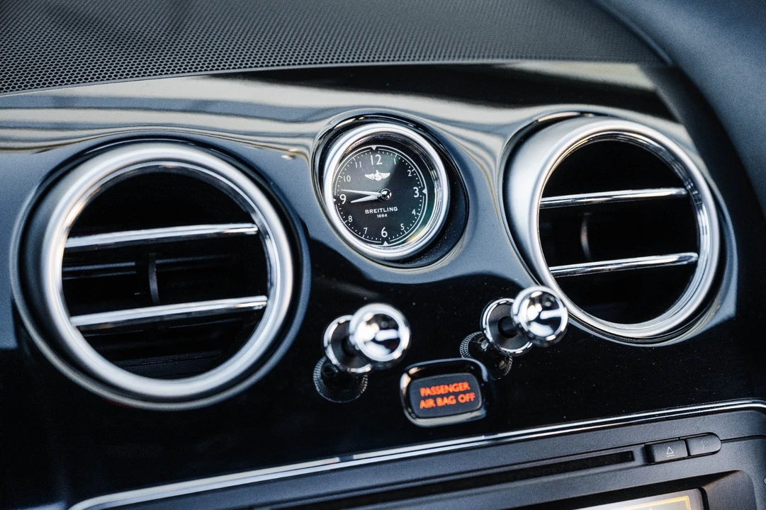 2017 Bentley Continental Flying Spur - Image 18 of 21
