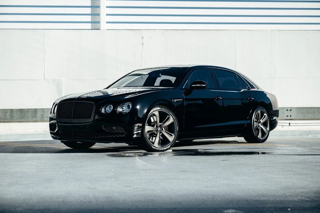 2017 Bentley Continental Flying Spur - Image 2 of 21