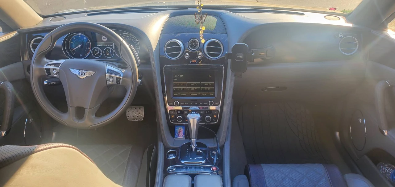 2017 Bentley Continental Flying Spur - Image 10 of 21