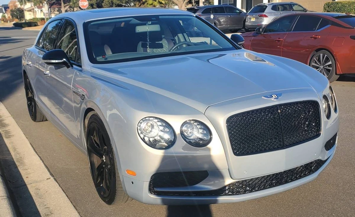 2017 Bentley Continental Flying Spur - Image 2 of 23