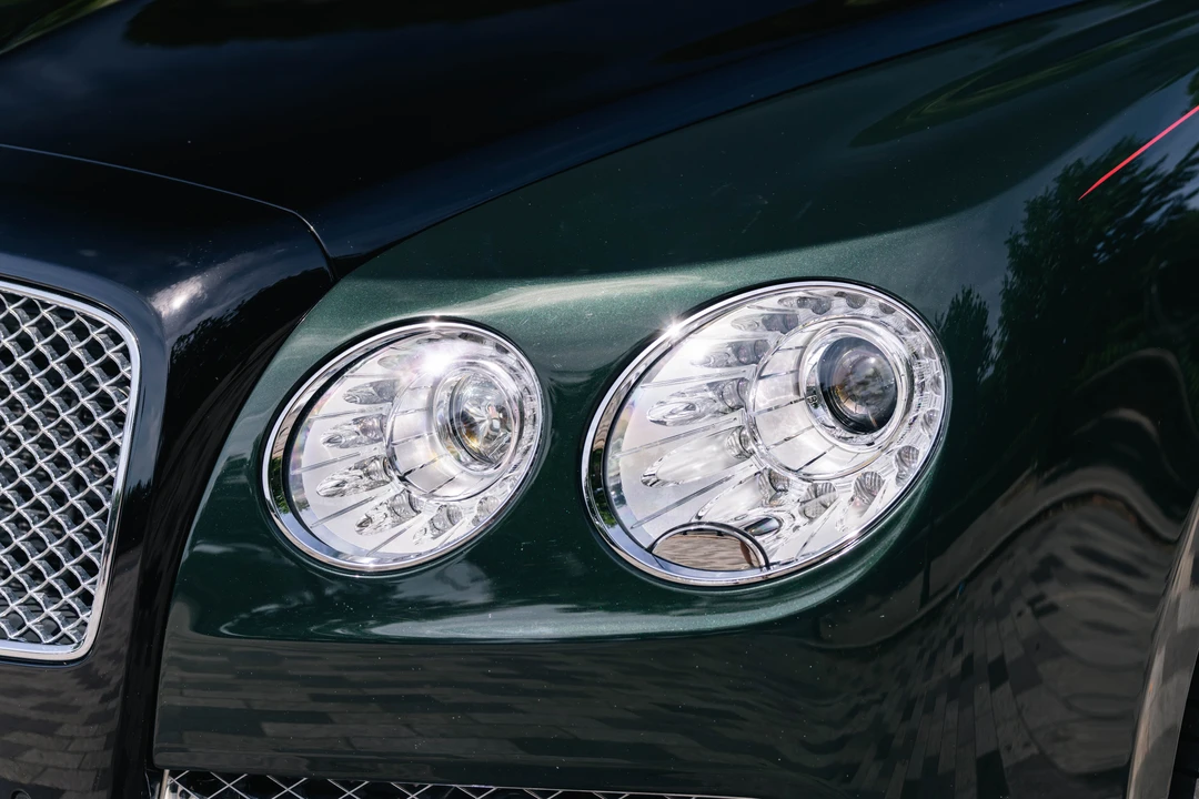 2017 Bentley Continental Flying Spur - Image 19 of 31