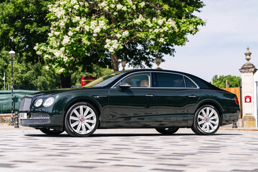 2017 Bentley Continental Flying Spur - Image 4 of 31